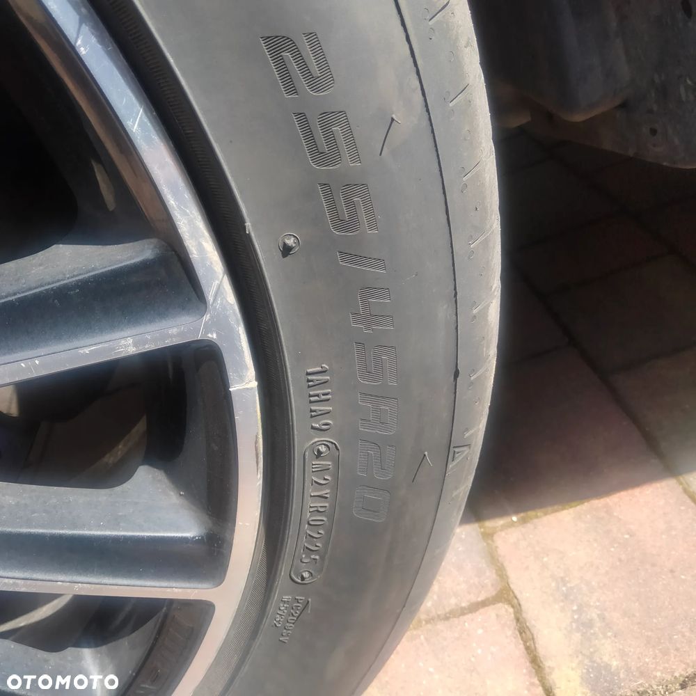 Mercedes-Benz GLC 300 4Matic 9G-TRONIC AMG Line - 12