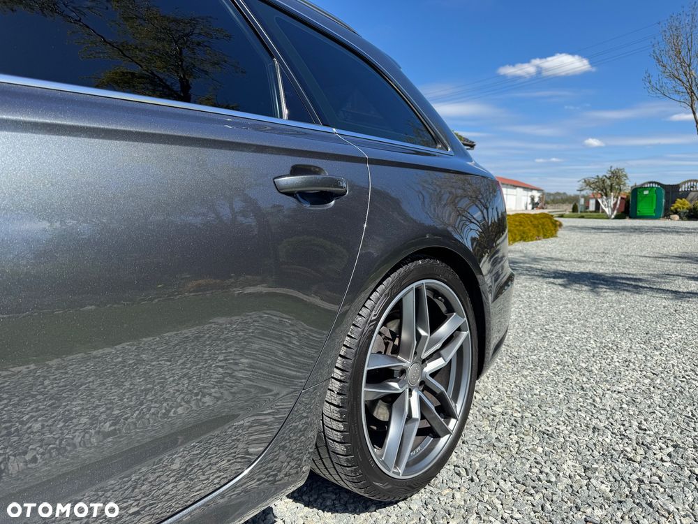Audi A6 Avant 2.0 TDI Ultra S tronic - 13