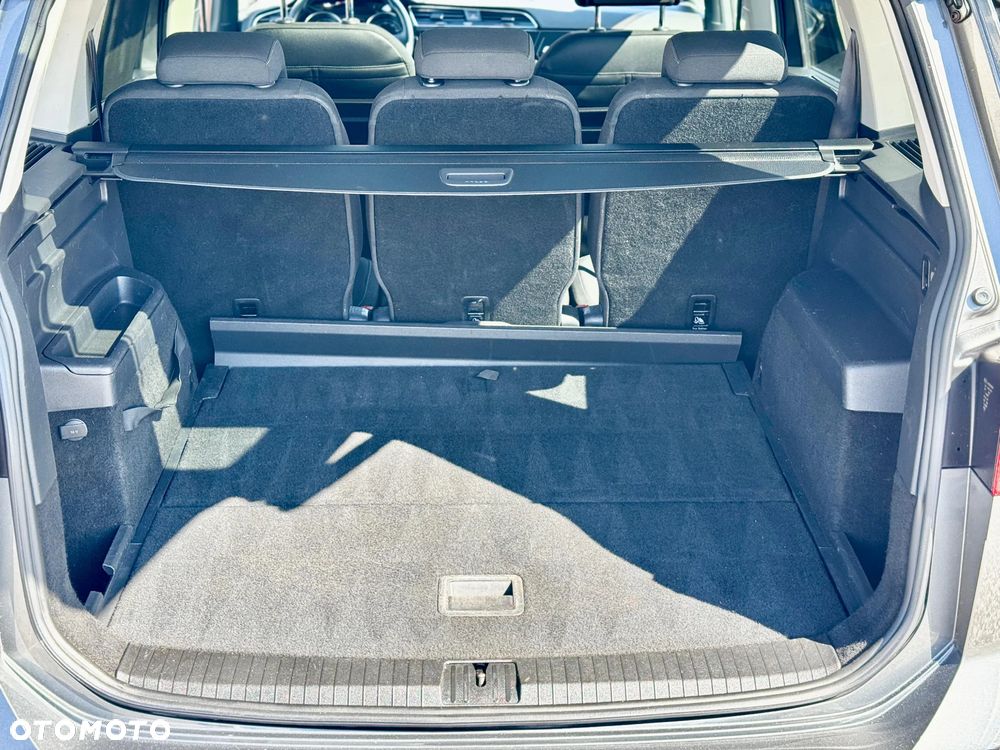 Volkswagen Touran 2.0 TDI SCR (BlueMotion Technology) DSG Highline - 36