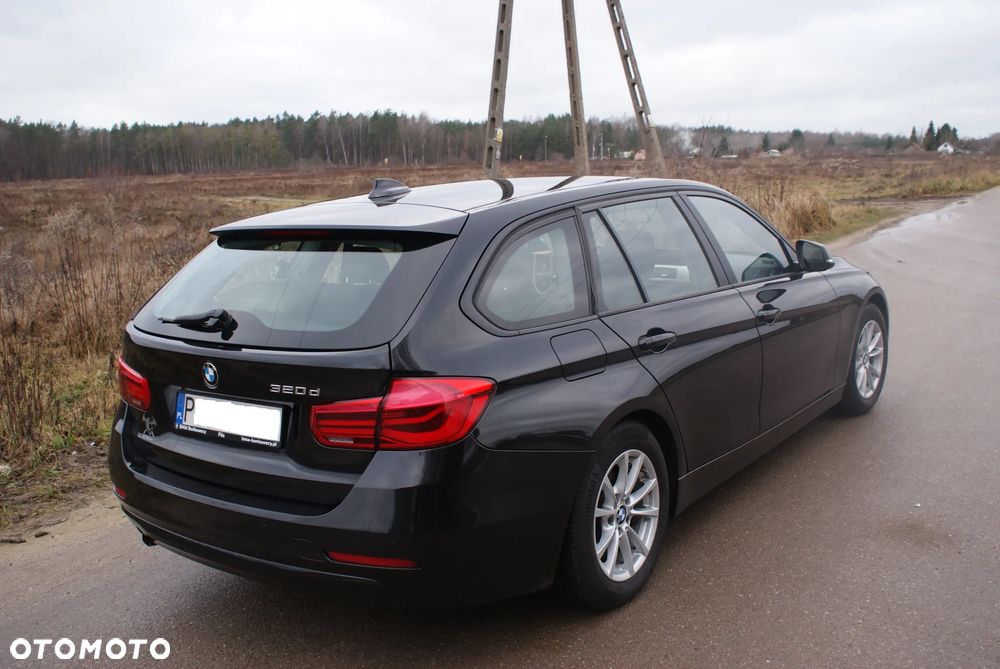 BMW Seria 3 320d - 5