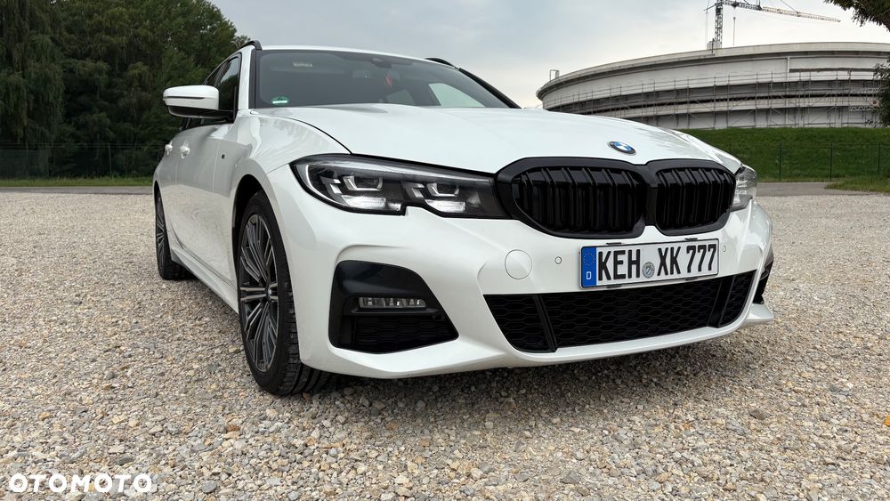 BMW Seria 3 320d M Sport Shadow sport - 11