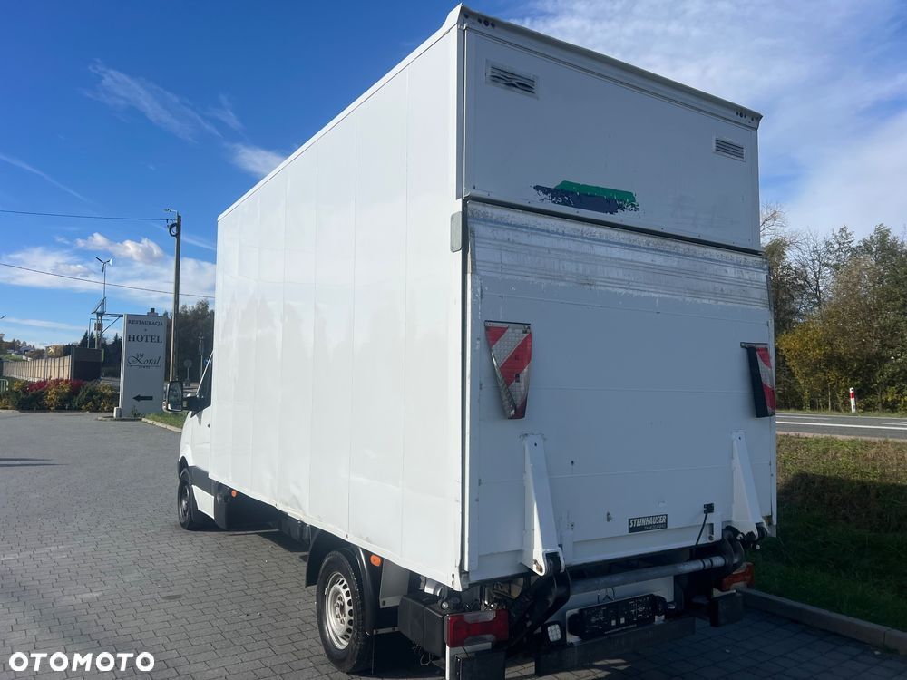 Mercedes-Benz Sprinter - 6