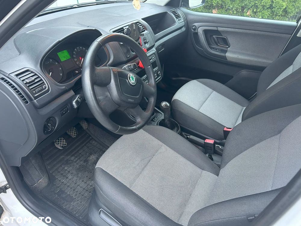 Skoda Fabia - 13