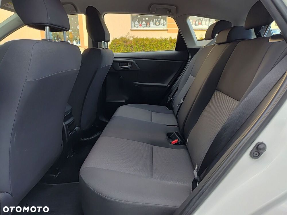 Toyota Auris 1.33 VVT-i Active - 7