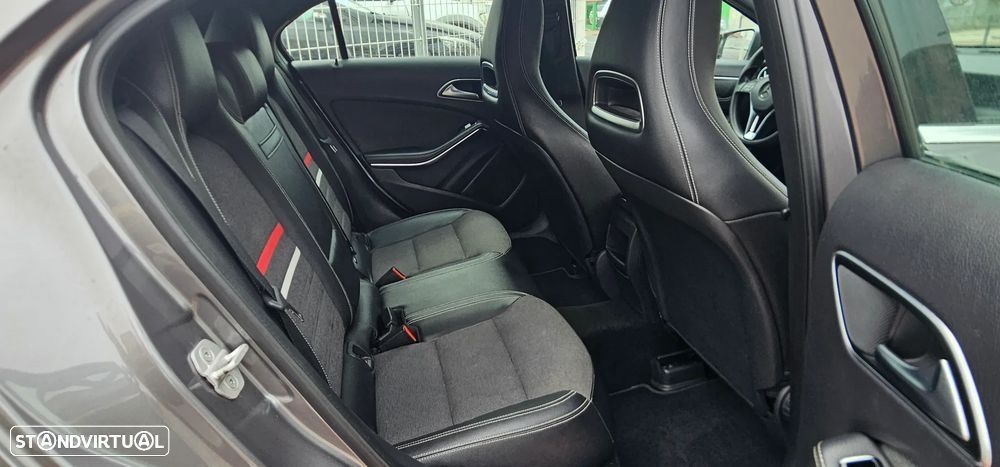 Mercedes-Benz A 180 CDI 7G-DCT Urban - 13