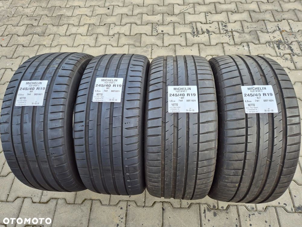 Opony Michelin 245 40 R19 - 1