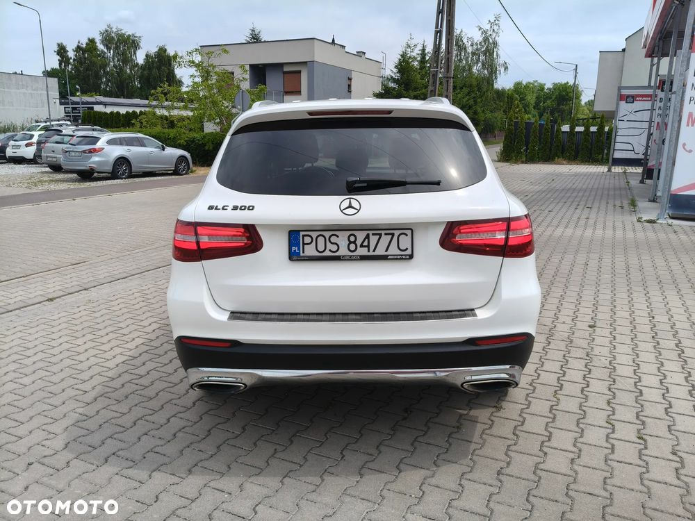 Mercedes-Benz GLC - 7