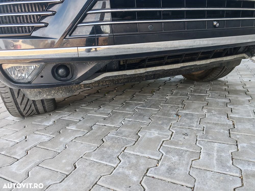 Volkswagen Touareg 3.0 V6 TDI SCR Blue Motion DPF Automatik Exclusive - 17