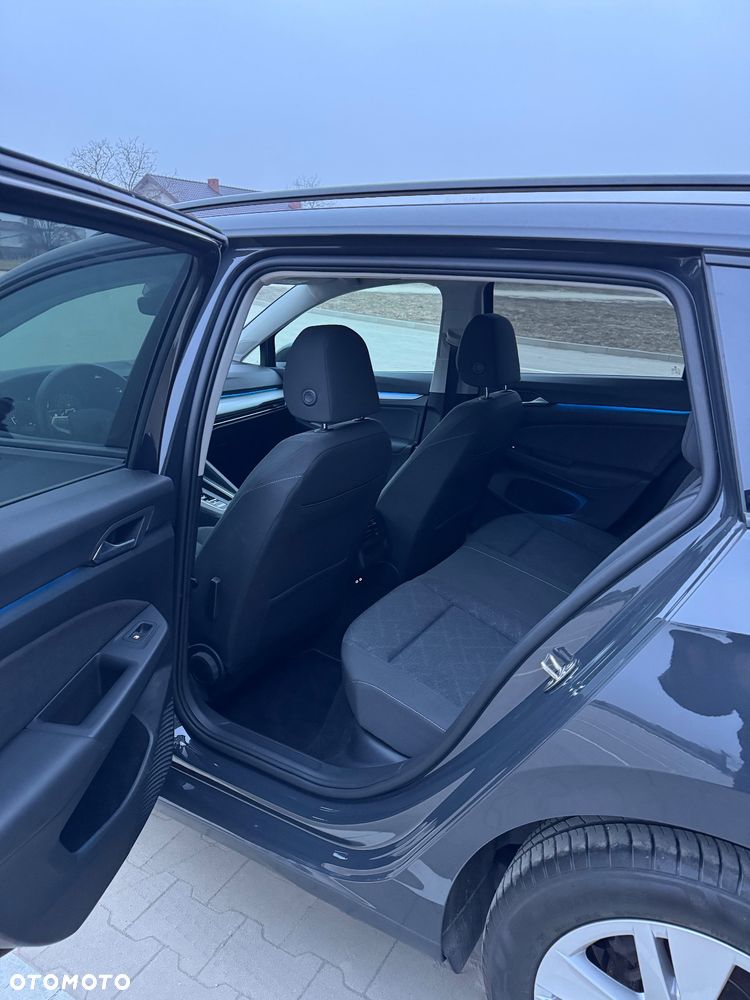 Volkswagen Golf 1.5 eTSI OPF DSG Life - 7