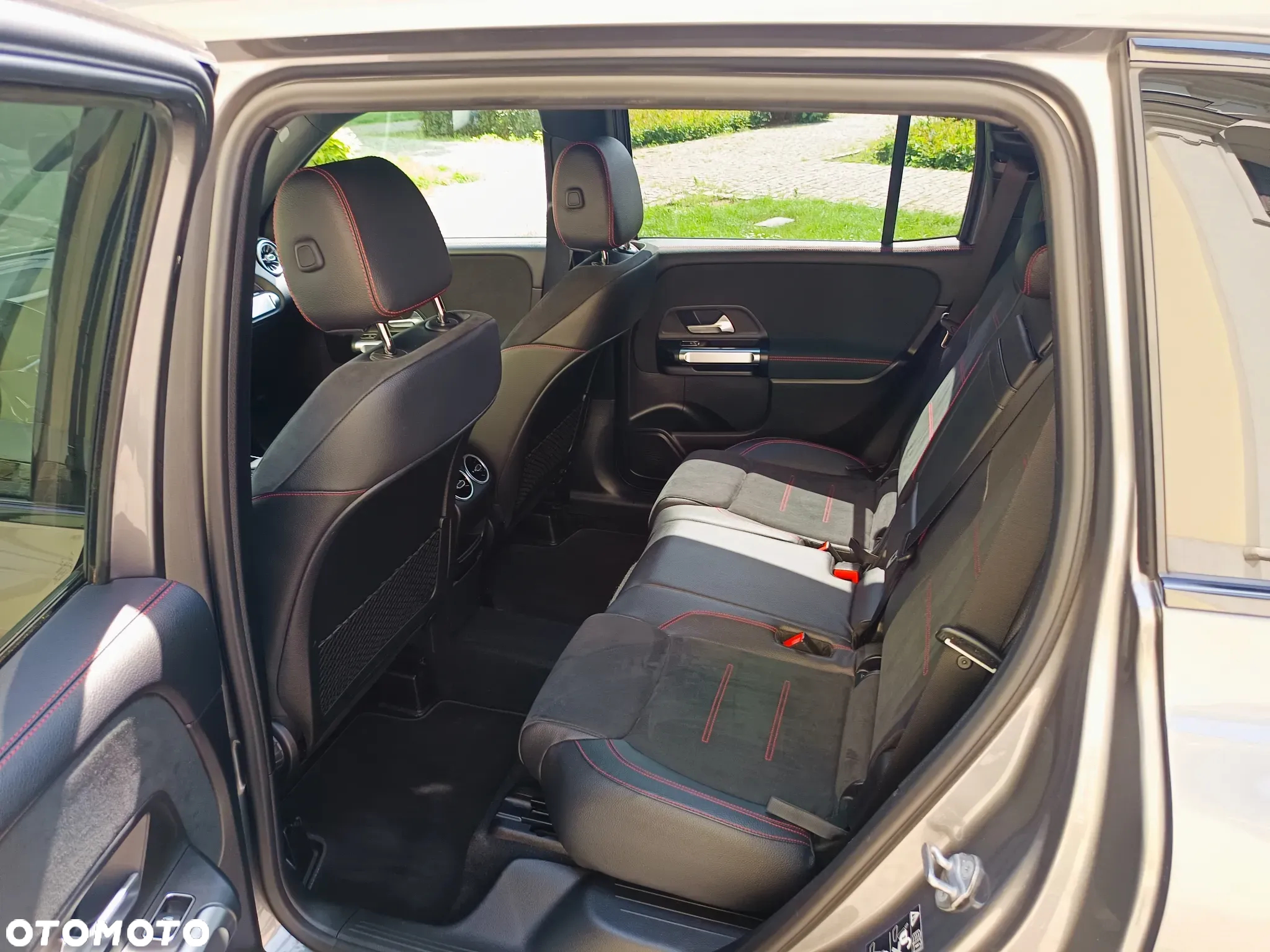 Mercedes-Benz GLB 200 AMG Line 7G-DCT - 14