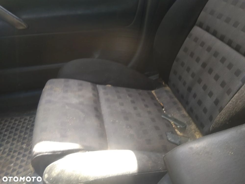 Auto na części - Volkswagen Passat 105KM diesel Silnik Skrzynia Drzwi Maska Klapa Błotnik Zderzak Lampa Szyba Klamka Lusterko Deska Kokpit - 7