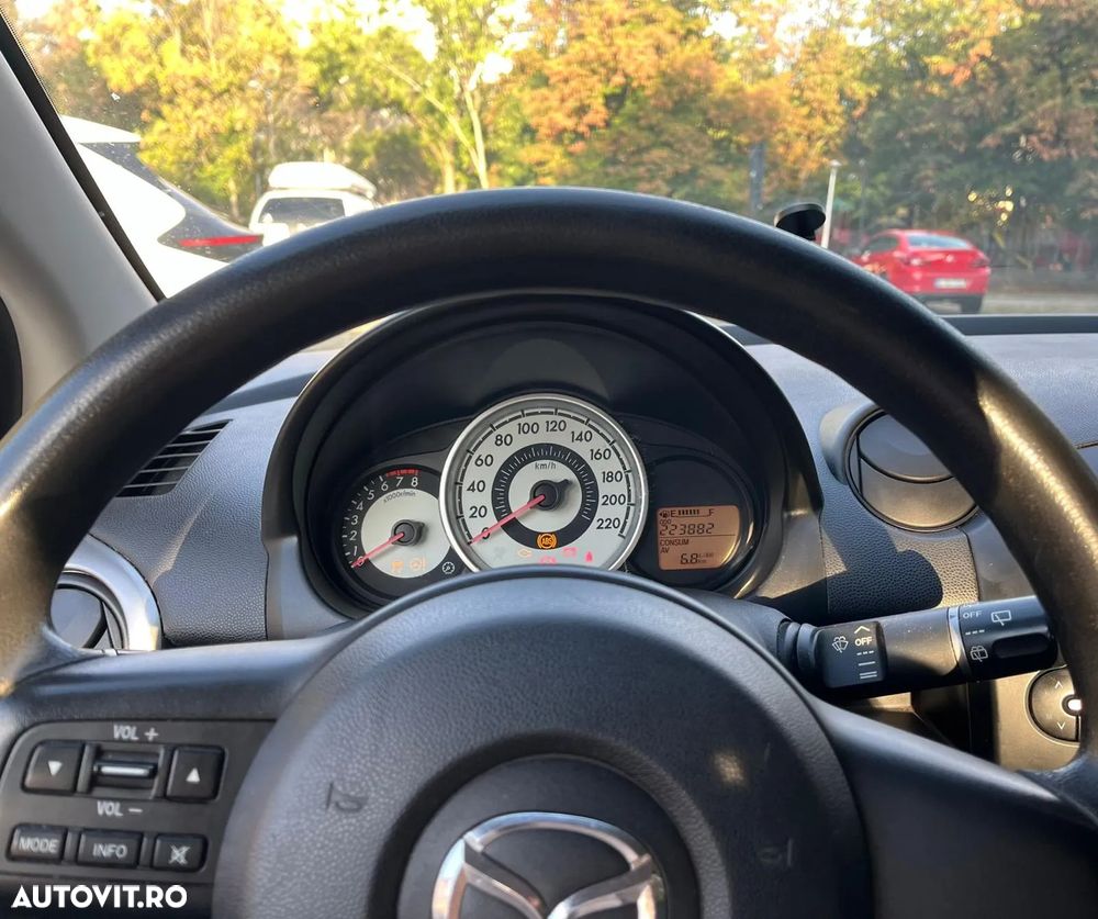 Mazda 2 1.3 Dynamic - 7