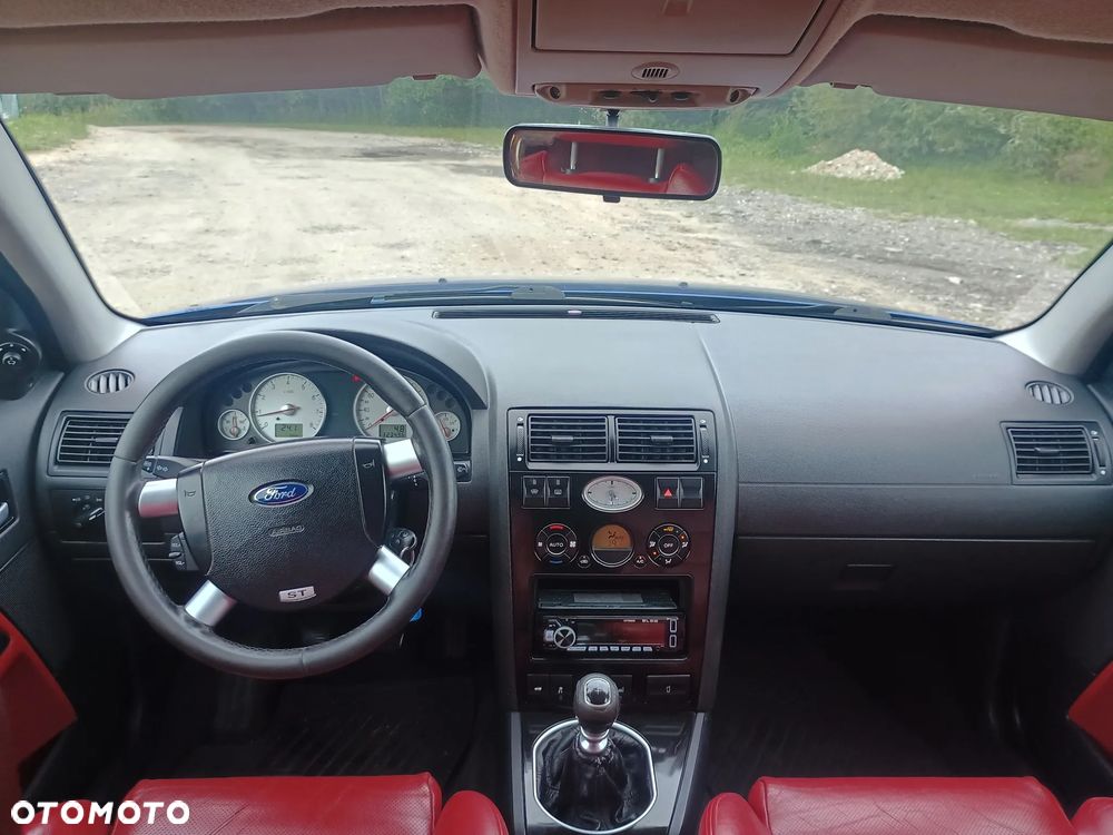 Ford Mondeo V6 ST 220 - 9