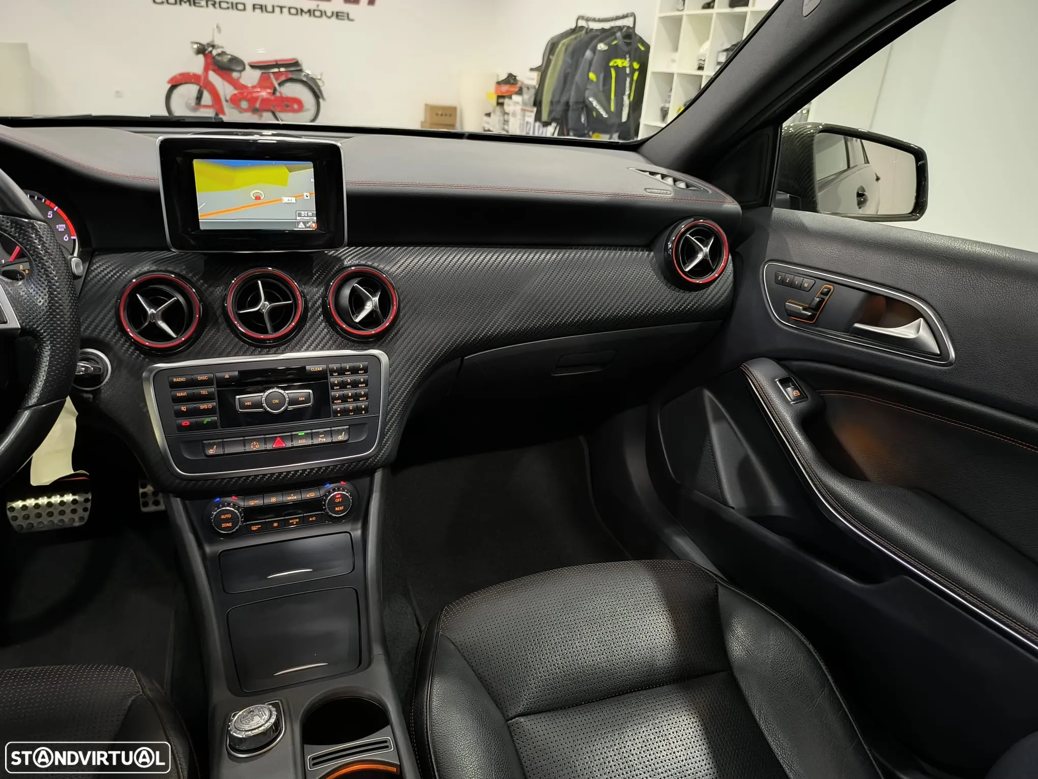 Mercedes-Benz A 220 CDI (BlueEFFICIENCY) 7G-DCT AMG Sport - 33