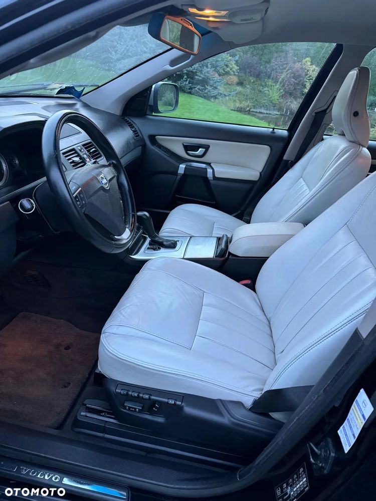 Volvo XC 90 - 7