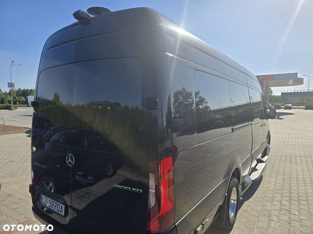 Mercedes-Benz Sprinter - 4
