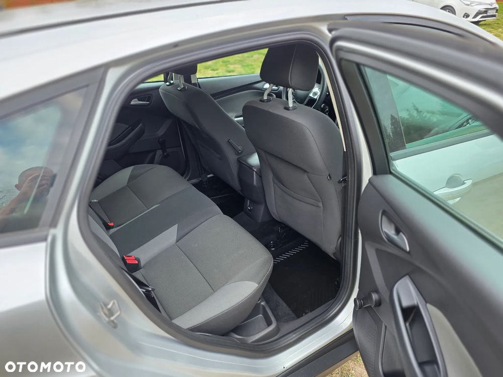 Ford Focus 1.6 TDCi DPF Champions Edition - 20