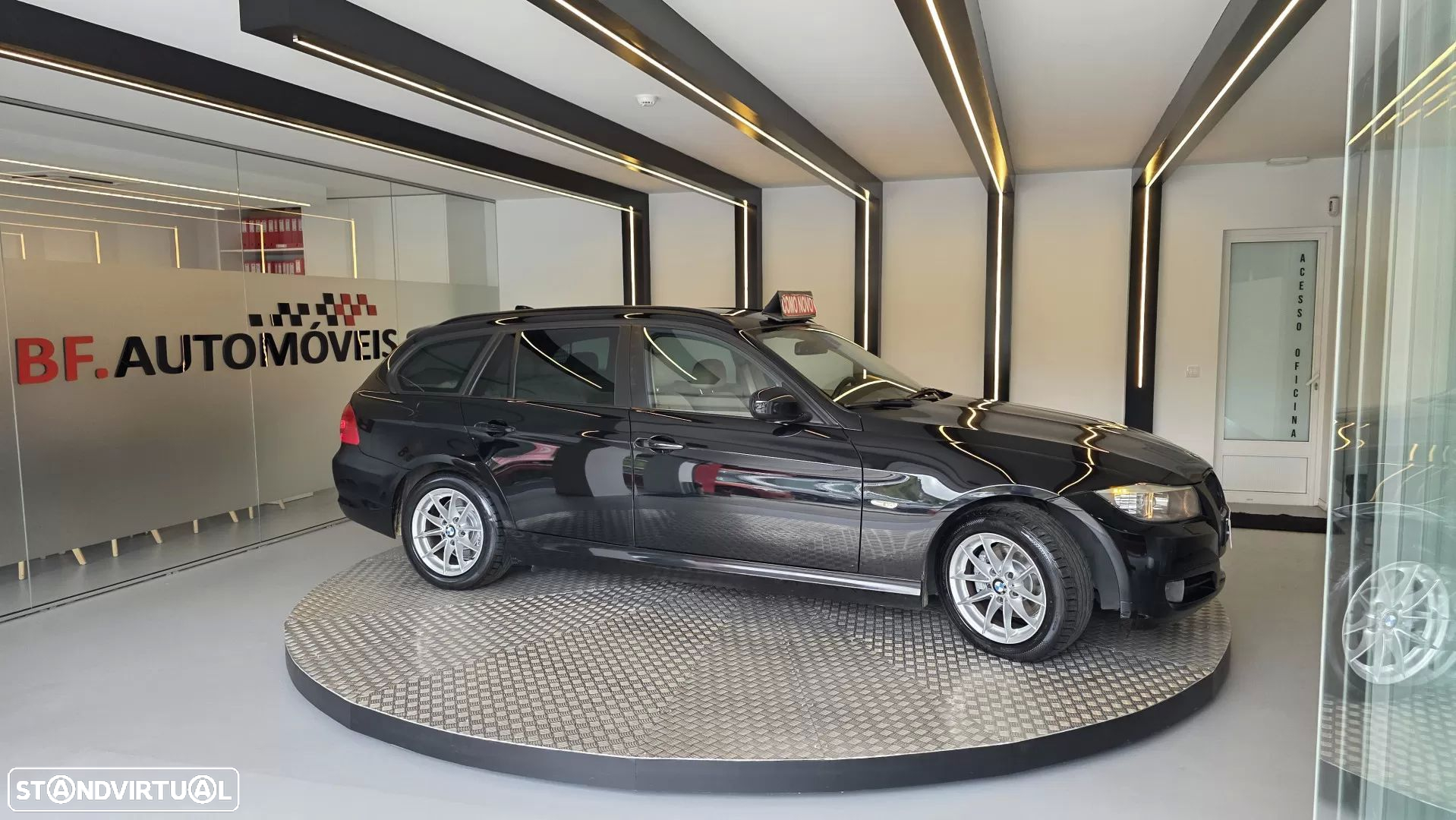BMW 318 d Touring Navigation Sport - 5