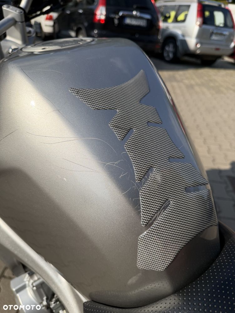 Yamaha FZ6 - 13