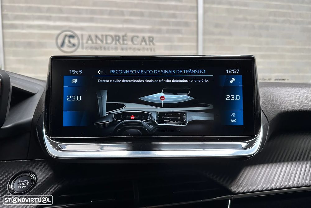 Peugeot 2008 PureTech 130 EAT8 Allure Pack - 25