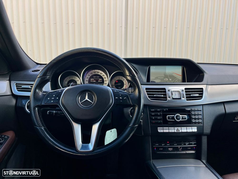 Mercedes-Benz E 300 Bluetec Hybrid Avantgarde - 18