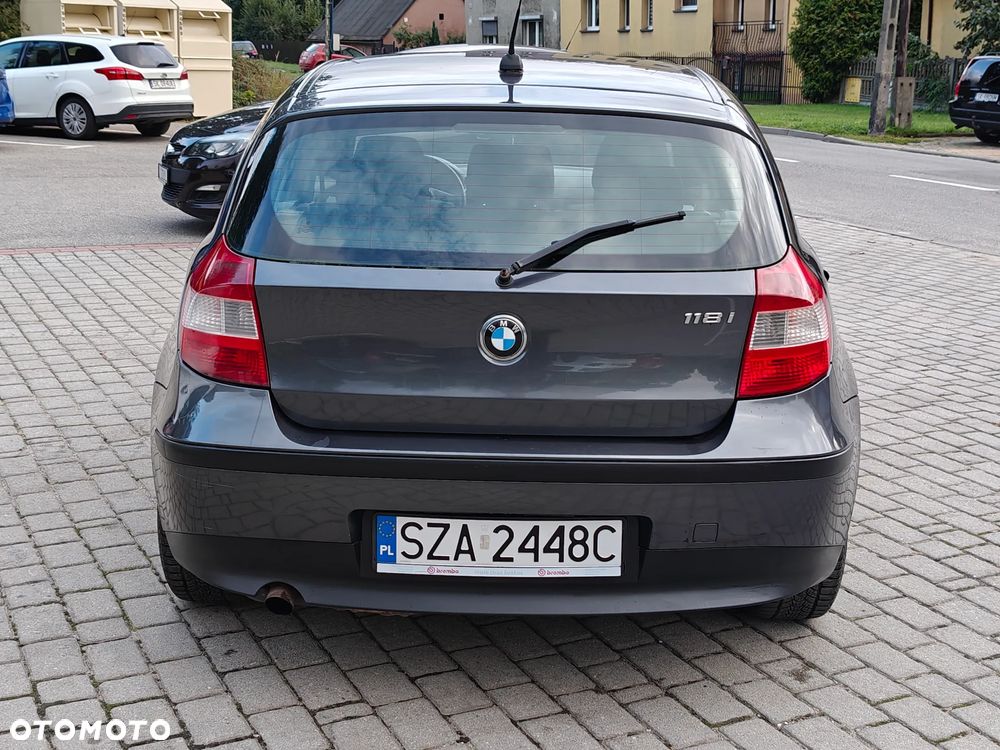 BMW Seria 1 118i - 12