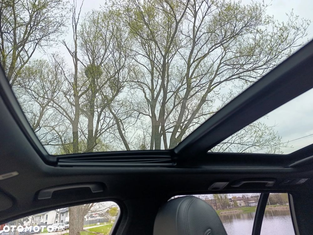 BMW Seria 5 525d xDrive Luxury Line - 23