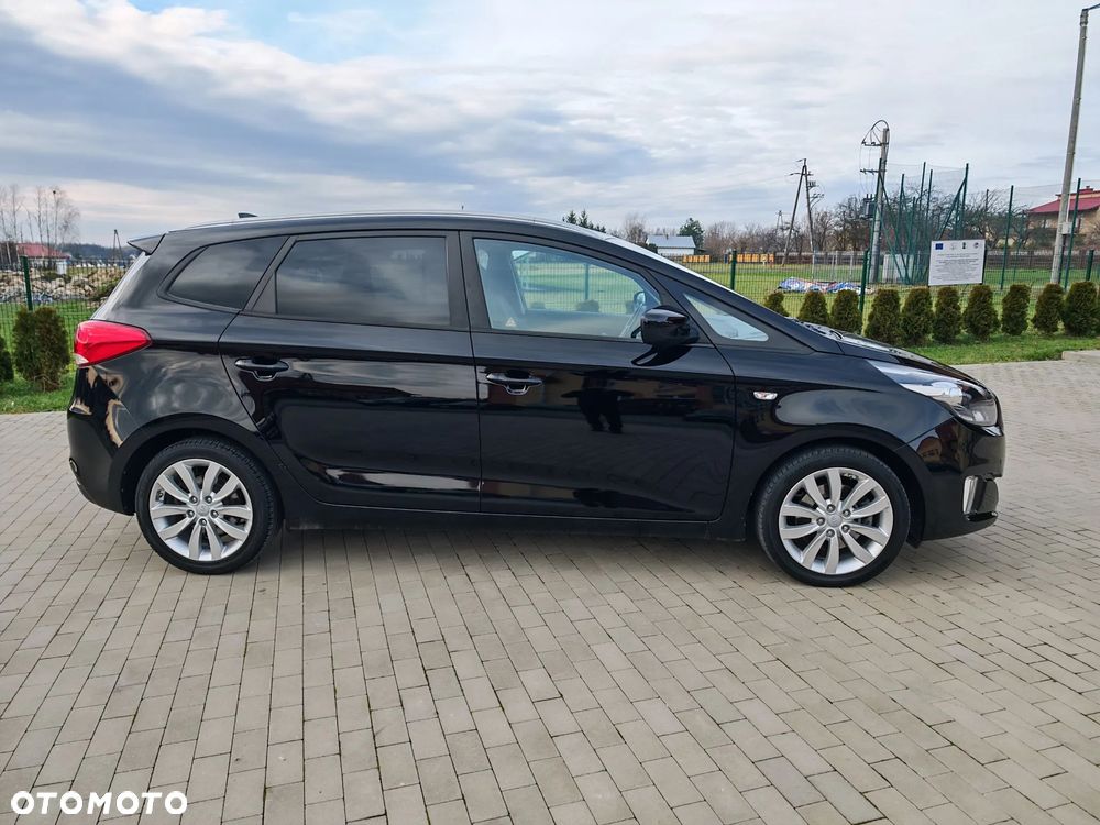 Kia Carens 1.7 CRDi 141 Dream-Team Edition - 10