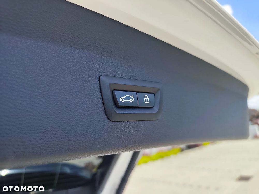 BMW X1 - 16