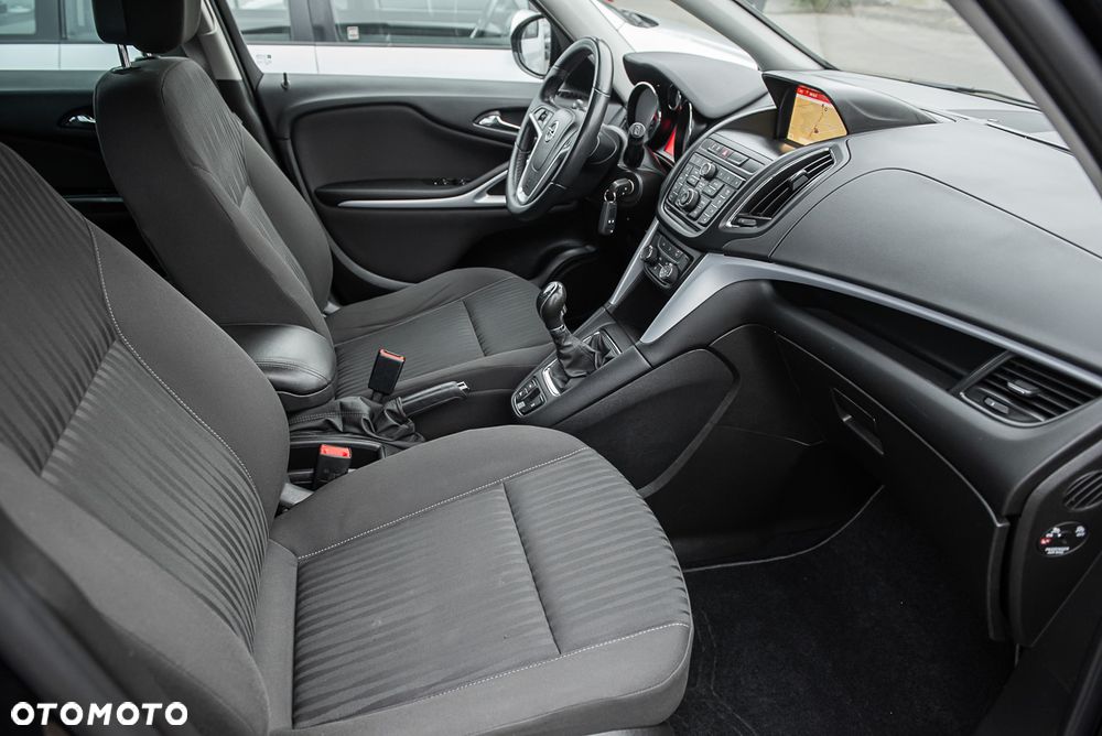 Opel Zafira - 31
