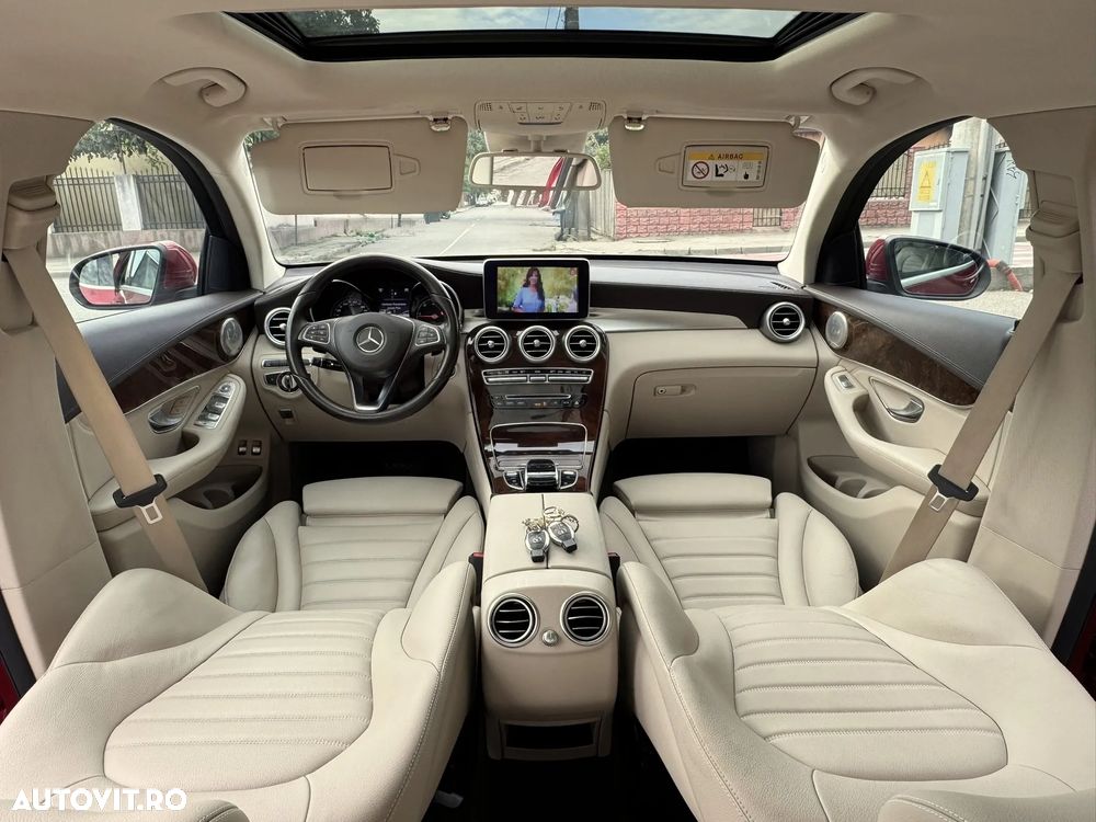 Mercedes-Benz GLC Coupe 250 d 4Matic 9G-TRONIC Exclusive - 34