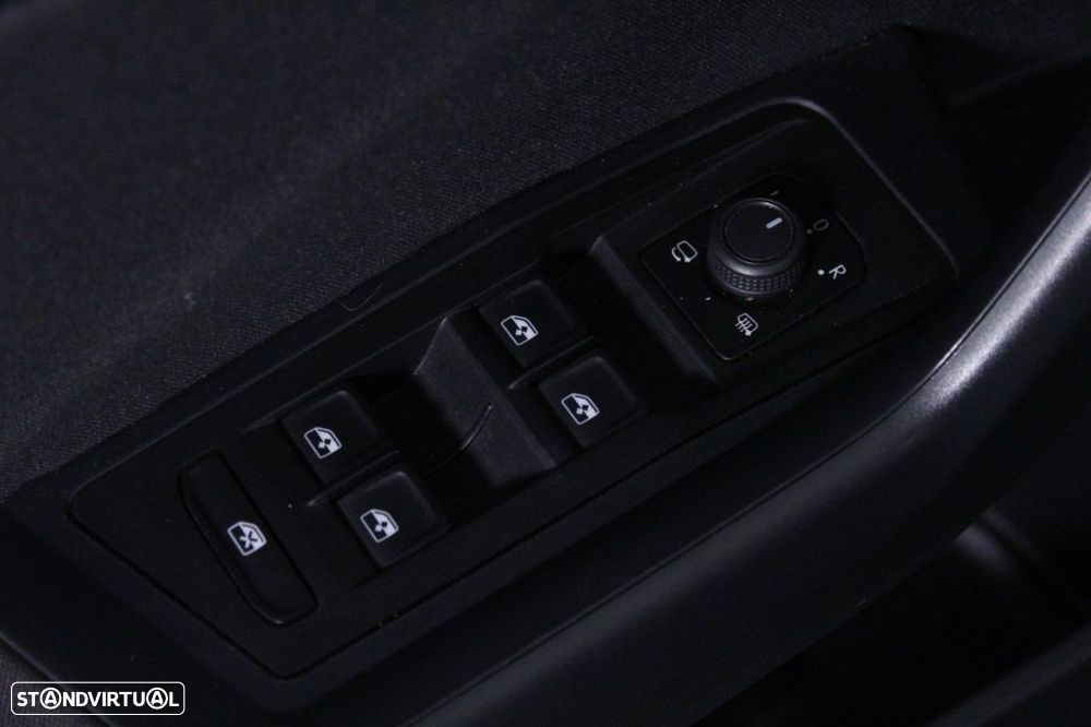 VW T-Roc 1.0 TSI Life - 21