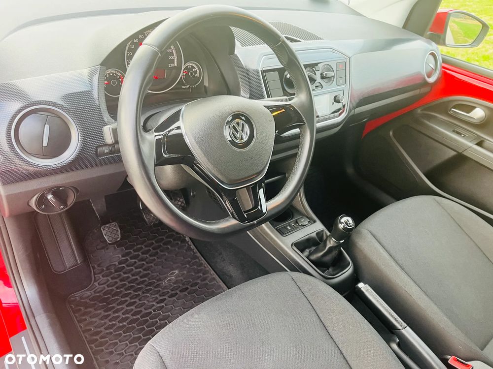 Volkswagen up! - 19