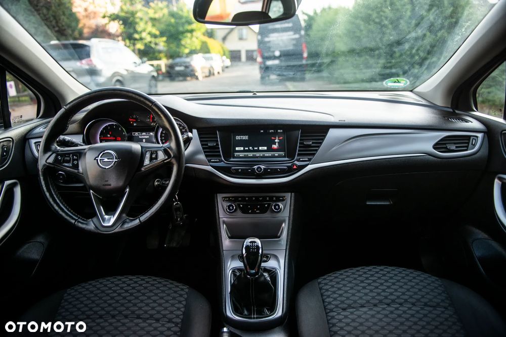 Opel Astra 1.4 Turbo Edition - 31