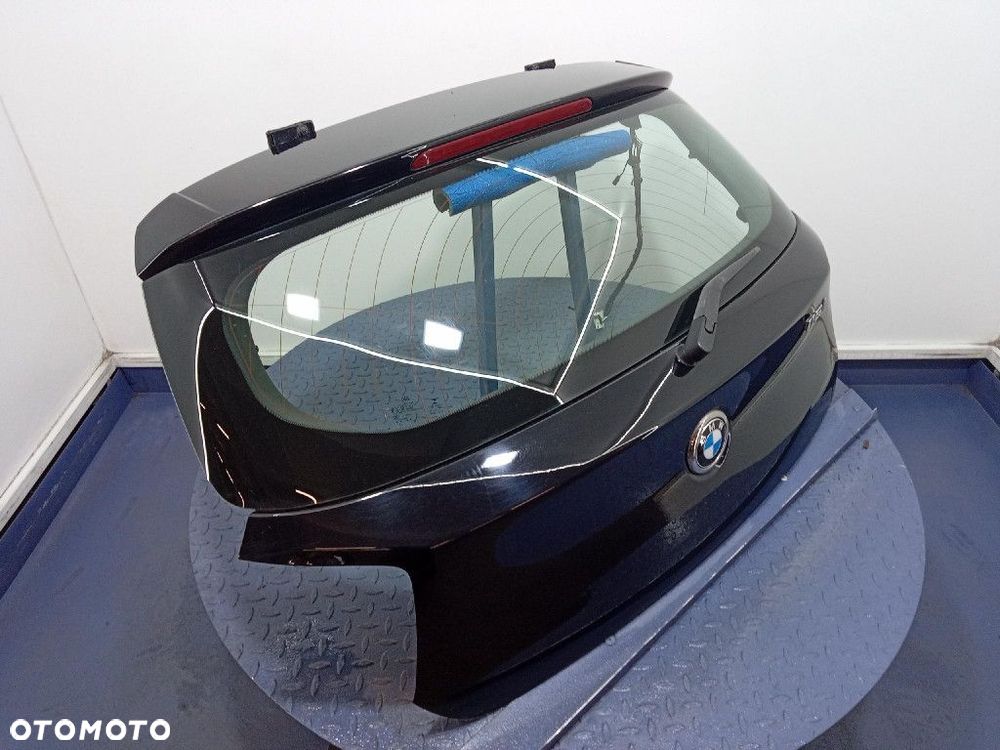 BMW 1 F20 TYLNA KLAPA BAGAŻNIKA 668  SCHWARZ  II - 3