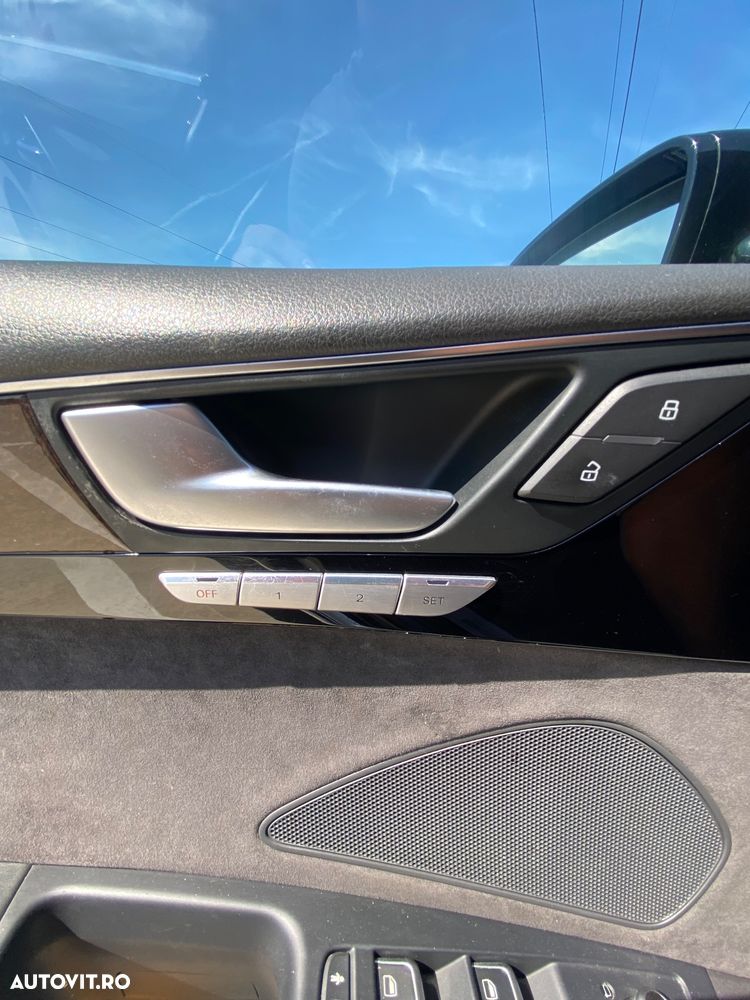 Audi A8 3.0 TFSI quattro Tiptronic - 25