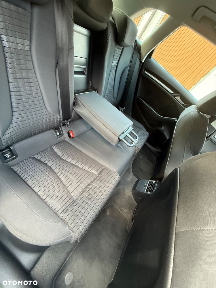 Audi A3 Sportback 2.0 TDI Attraction S tronic - 10