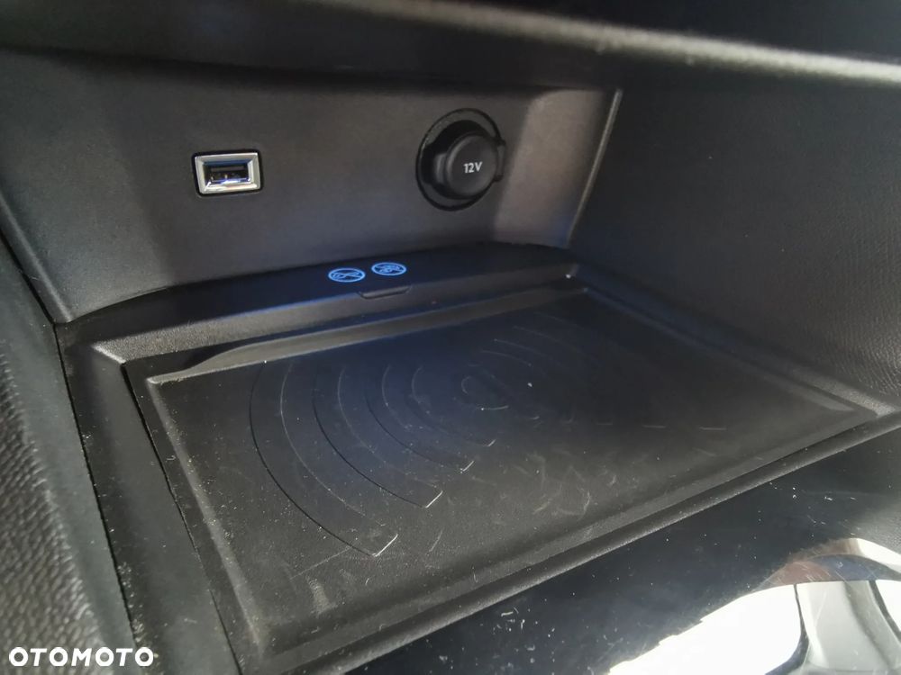 Peugeot 3008 BlueHDi 130 Stop & Start EAT8 Allure Business-Paket - 31