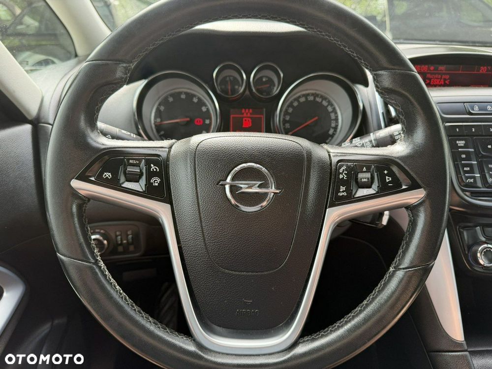 Opel Zafira - 18
