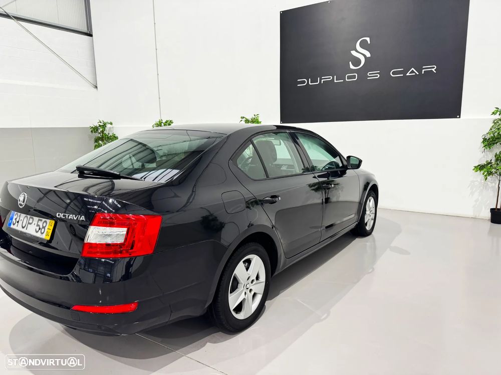 Skoda Octavia 1.6 TDI Elegance - 8