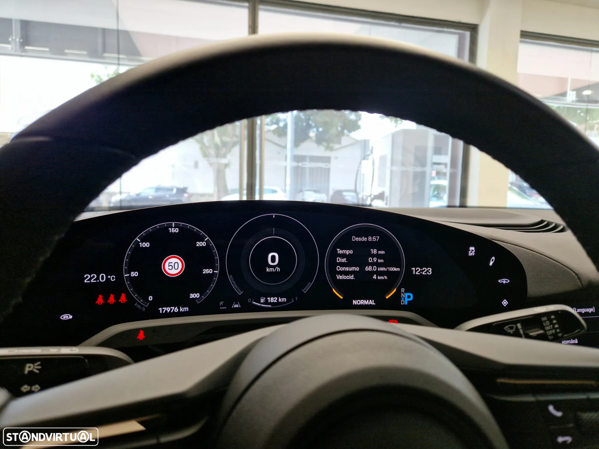 Porsche Taycan Standard - 19
