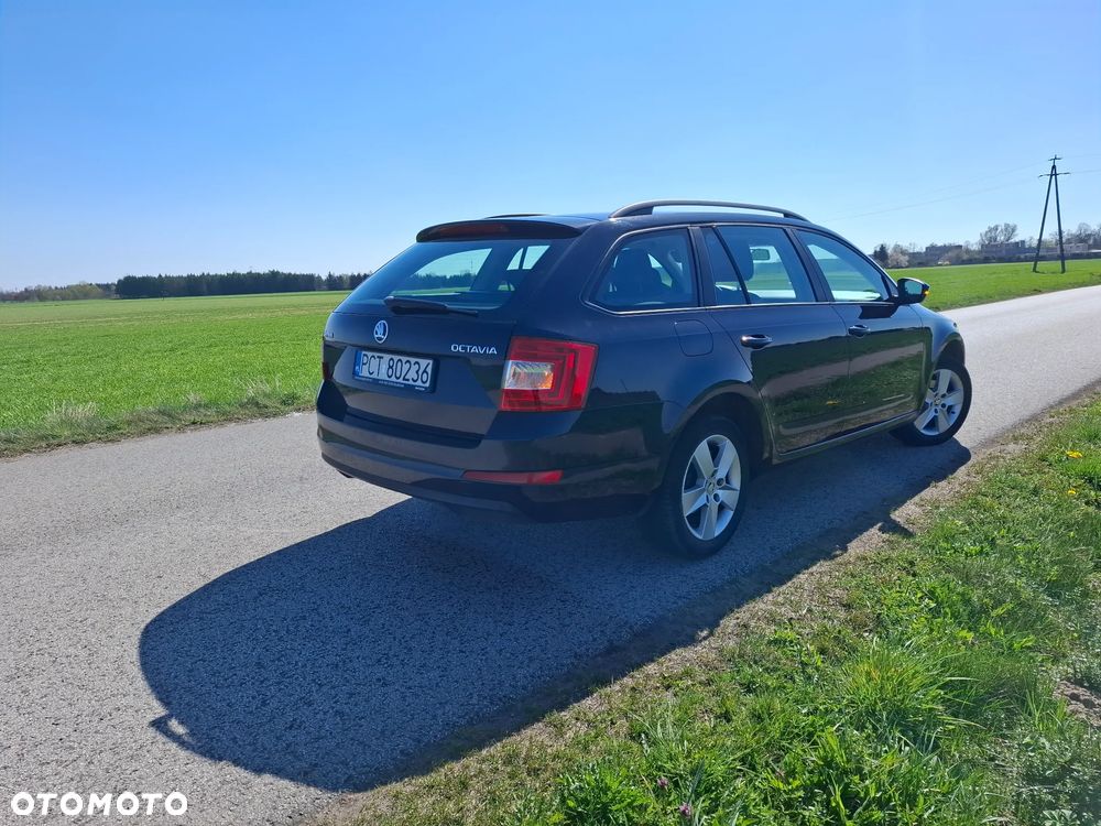 Skoda Octavia 1.6 TDI Active - 10