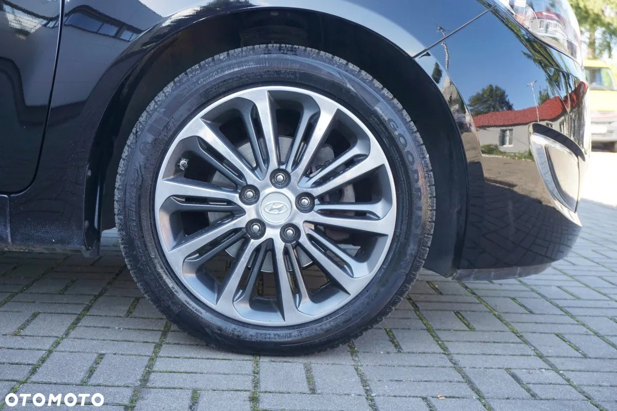 Hyundai ix20 - 21