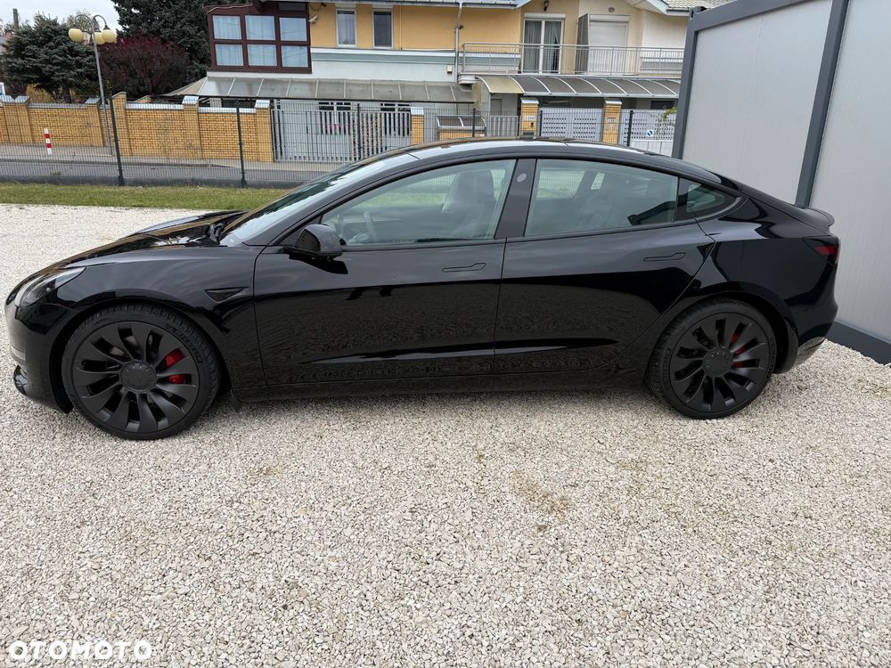 Tesla Model 3 Langstreckenbatterie Allradantrieb Dual Motor Performance - 2