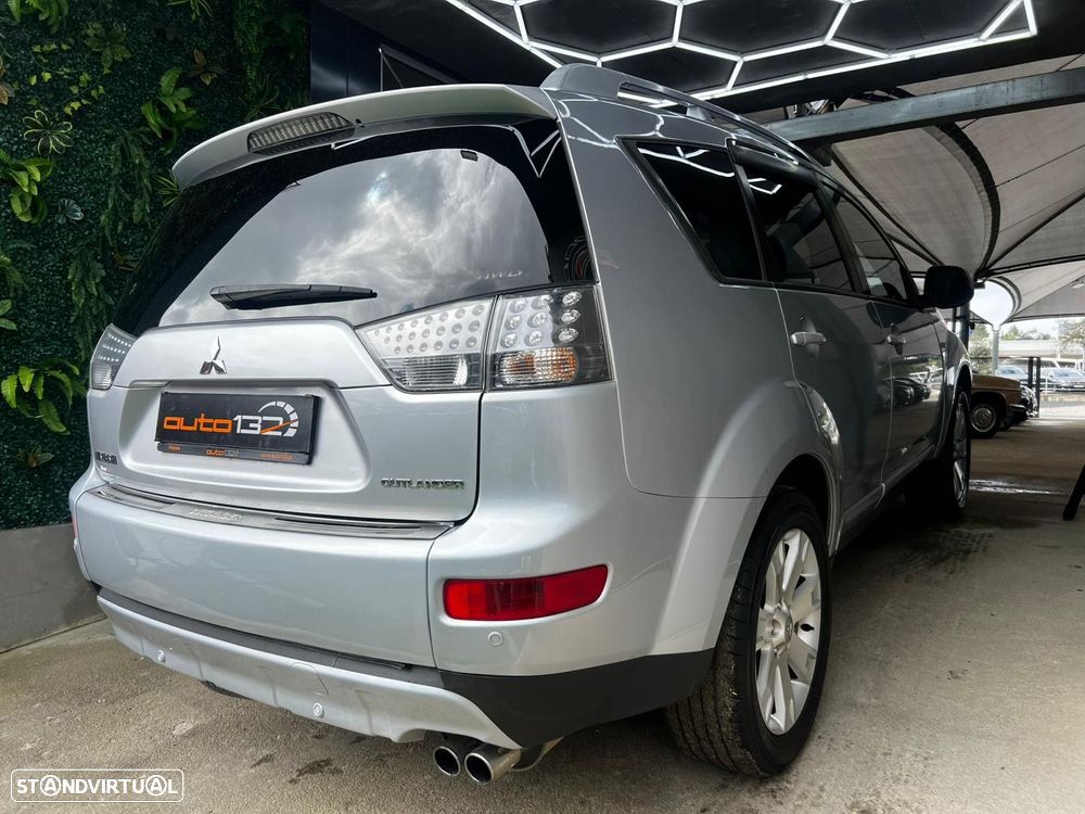 Mitsubishi Outlander 2.0 DI-D Intense 4WD - 6