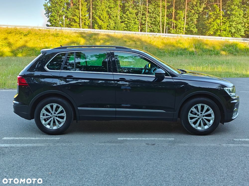 Volkswagen Tiguan - 12