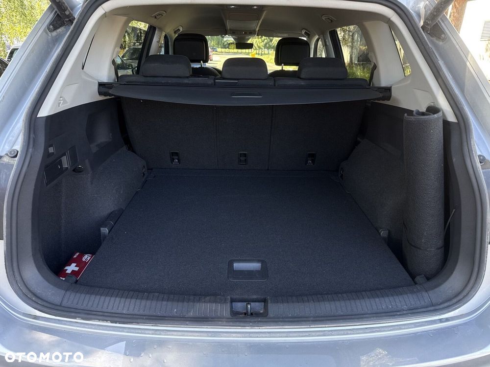Volkswagen Tiguan Allspace - 36