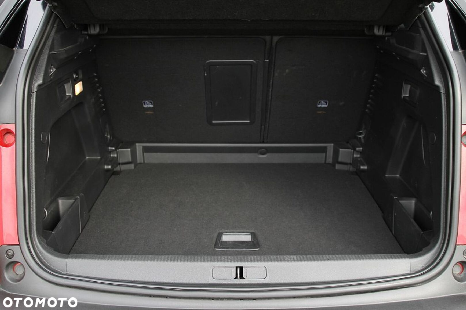 Peugeot 3008 1.2 PureTech Road Trip S&S - 17