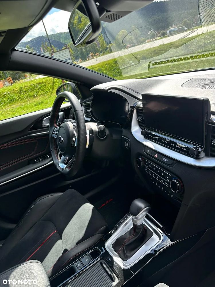 Kia ProCeed 1.6 T-GDI GT DCT - 23