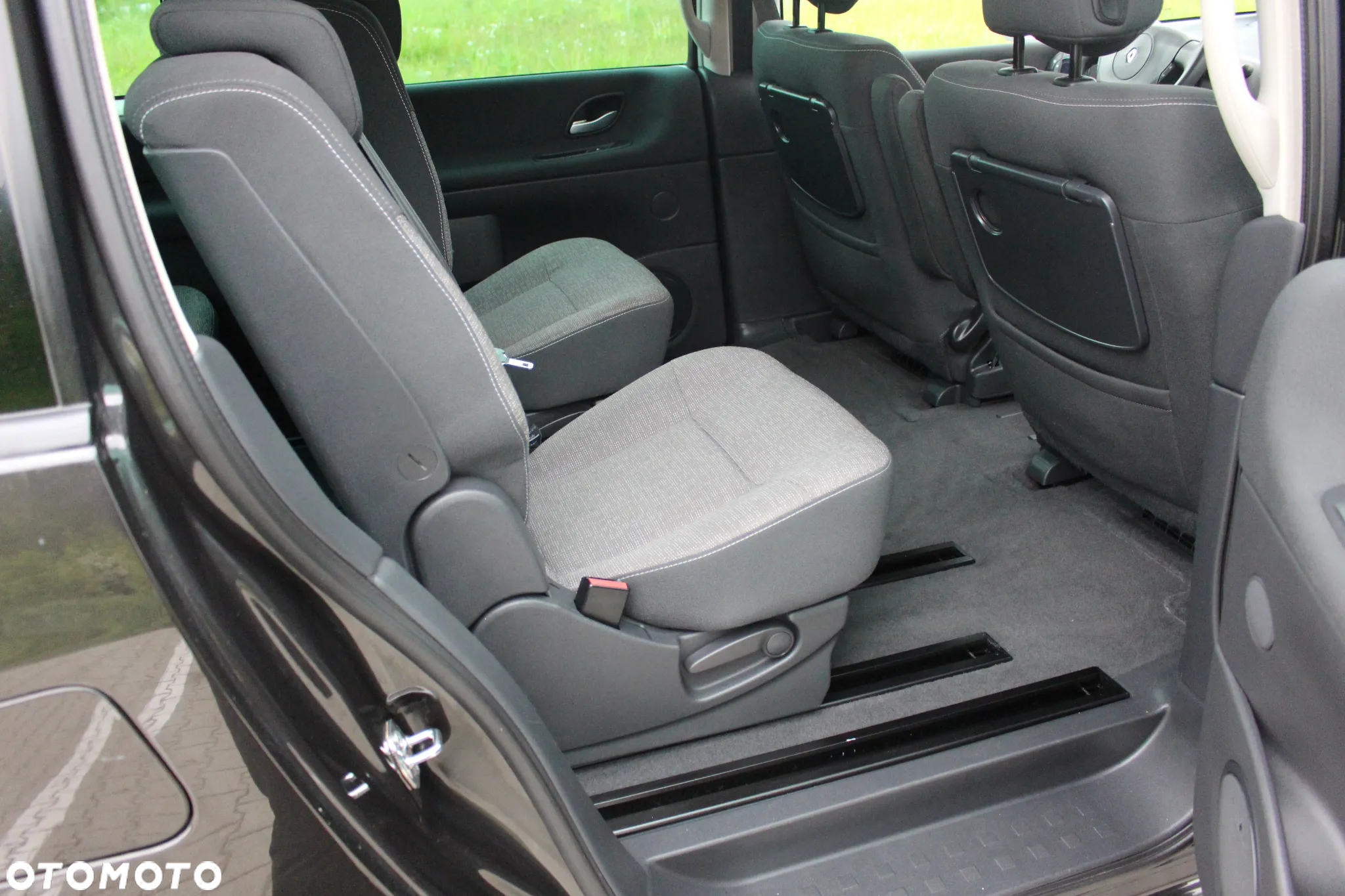 Renault Espace 2.0 Avantage - 20
